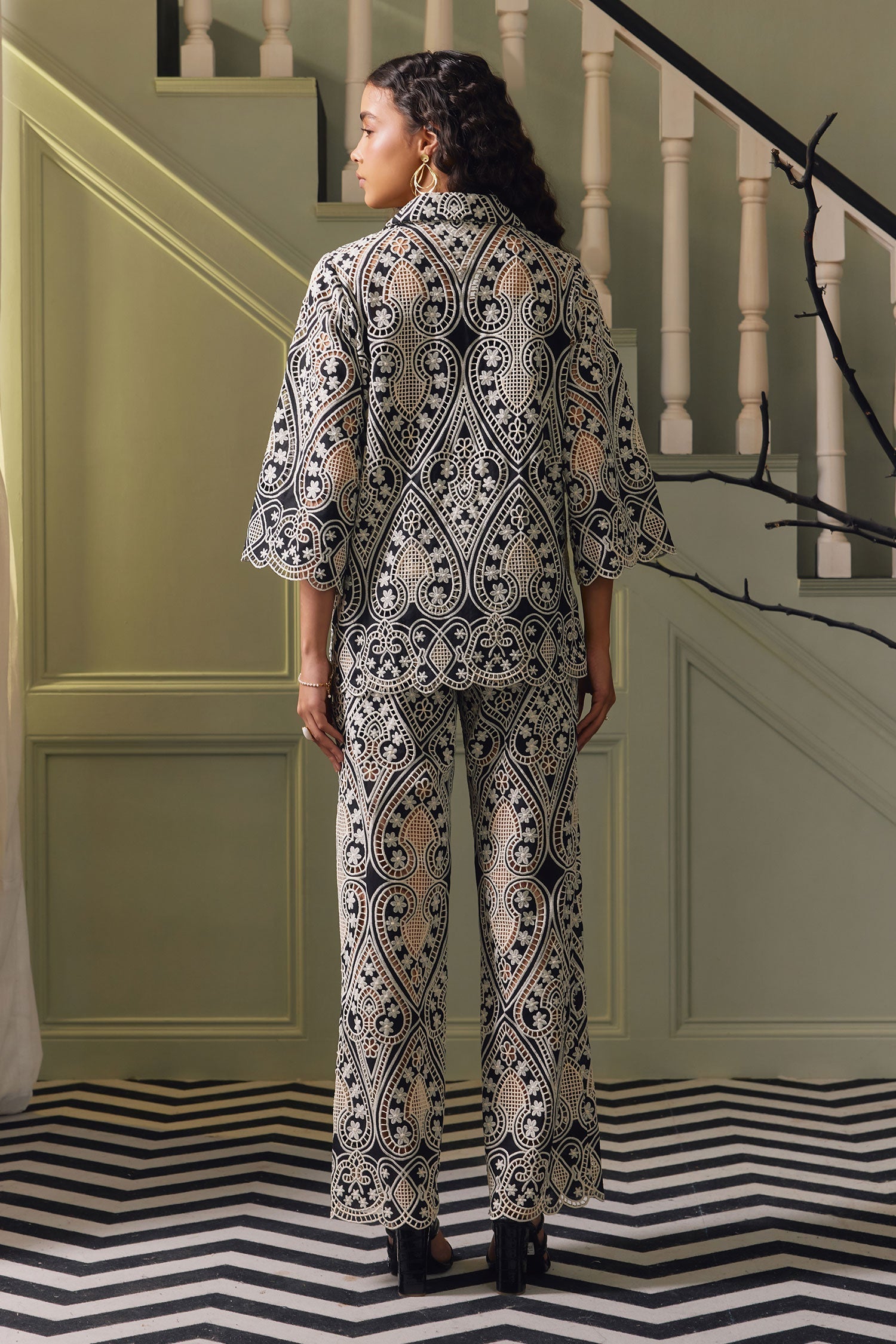 Black French Mesh Embroidery Thread Collar Jen Floral Cutwork Shirt And Pant Set