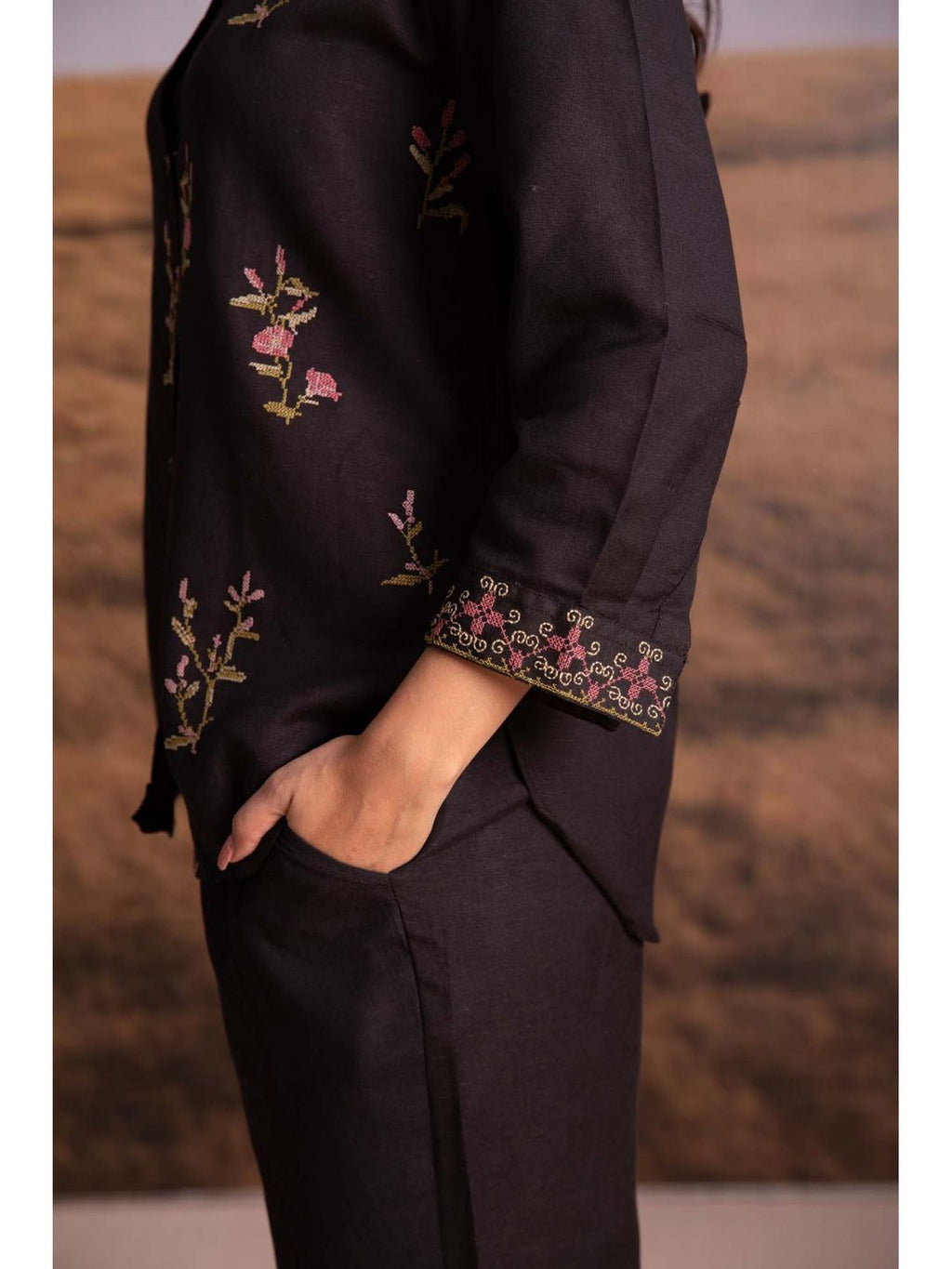 Black Cross-Stitch Linen Co-Ord (Set of 2)