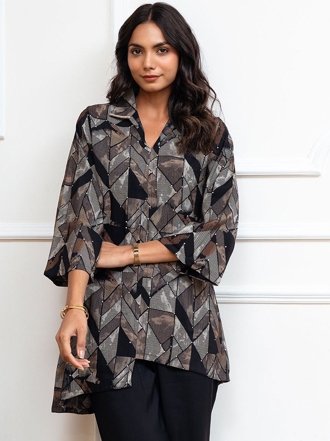 Black Geometric Printed Shirt Collar Tunic With Trousers